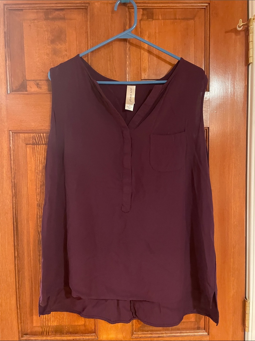 Pure Energy Sleeveless V-Neck Camisole in Deep Plum